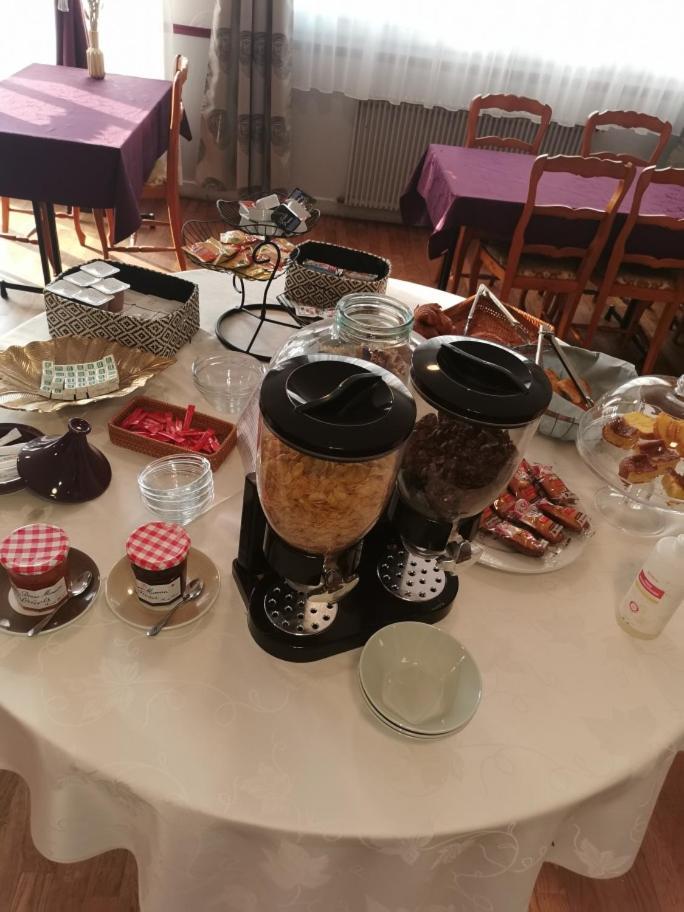 Hotel Restaurant La Grenouillere Vitré المظهر الخارجي الصورة