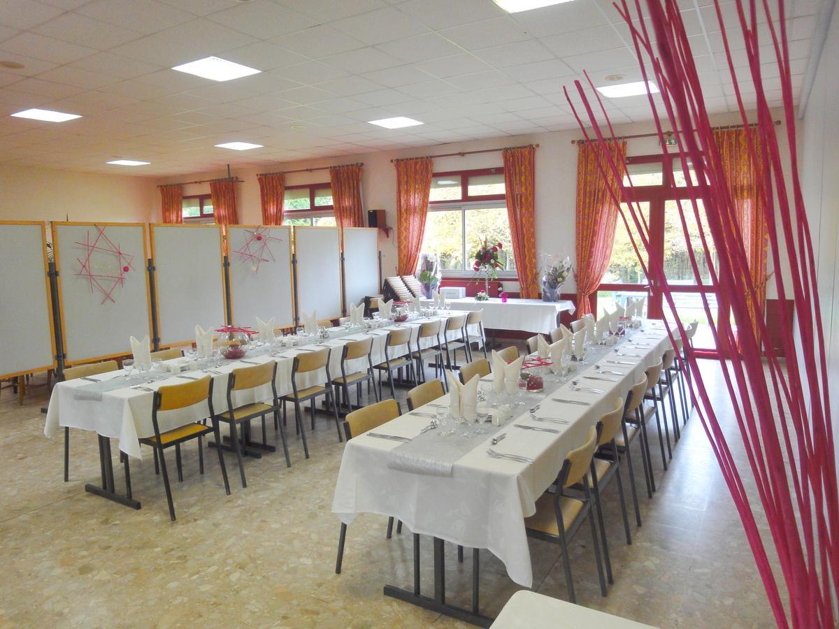 Hotel Restaurant La Grenouillere Vitré المظهر الخارجي الصورة