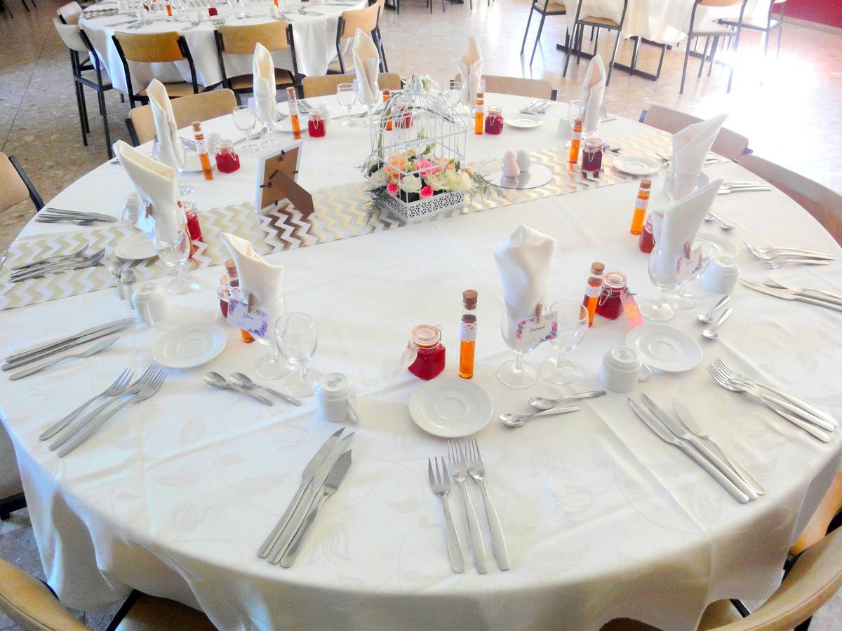 Hotel Restaurant La Grenouillere Vitré المظهر الخارجي الصورة